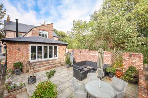 Photo 16- click for photo gallery